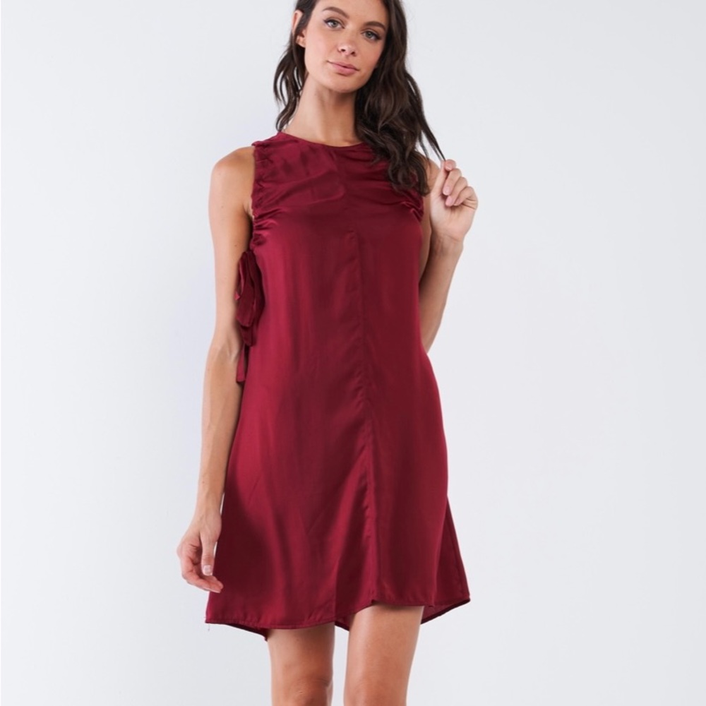 Wine Red Satin Loose Fit Sleeveless Round Neck Mini